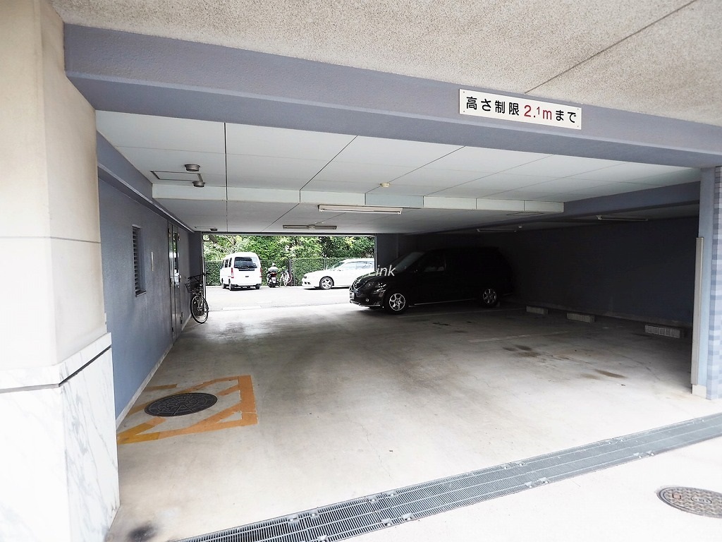 セザール第6赤塚公園　駐車場